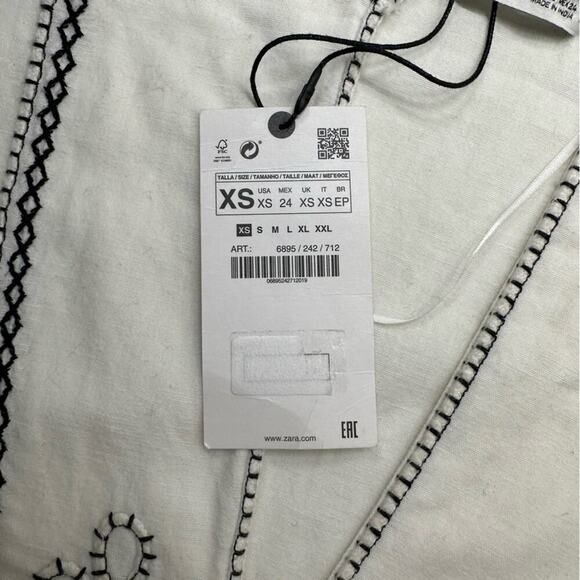 NWT | Zara | Embroidered V Neck Top | White/Black | Size XS - Picture 9 of 14